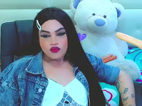 NharaBigCock online show from March 10, 8:45 pm