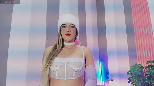 camii raux online show from November 8, 4:02 am