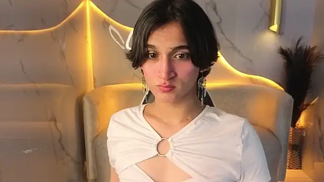 zoe tp online show from December 3, 8:13 pm