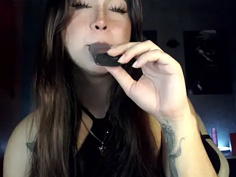 urfuckingdoll69 online show from May 31, 8:23 am