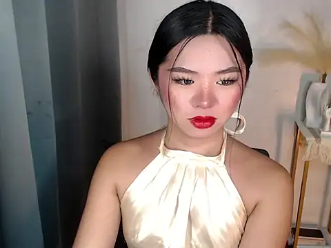 voganmarie online show from June 5, 4:35 pm