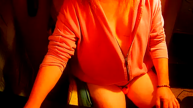 GoodGirlKelly online show from February 22, 3:09 am