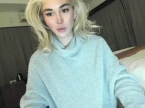 mxshemale ladyboy online show from April 16, 4:51 pm