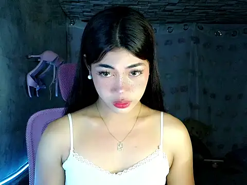 Margalona  online show from April 15, 7:58 pm