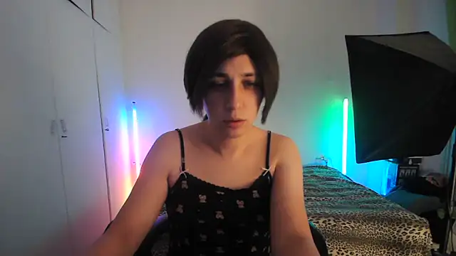 HoneyValentine online show from July 25, 7:01 pm