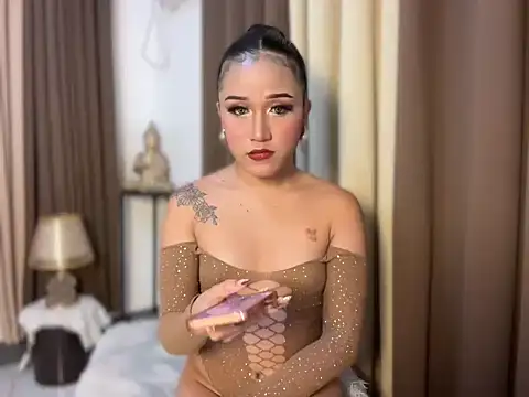 savanna pleasure online show from March 23, 3:50 pm