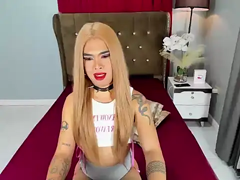 LunaAyumi online show from February 3, 6:22 am