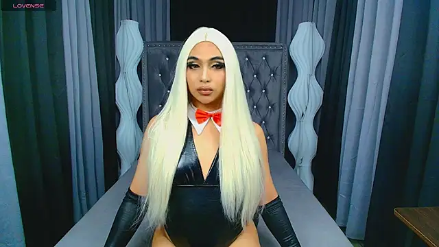 Clea Moore online show from February 6, 3:01 am