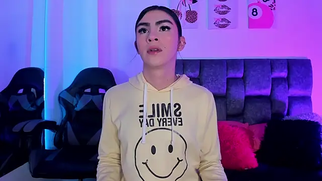 Isabella Moon9 online show from April 7, 12:28 pm