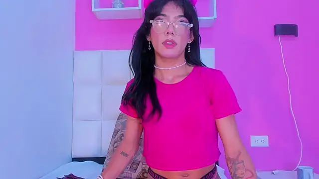 Baby doll XOXO online show from February 12, 8:37 pm