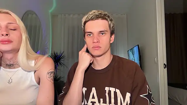 twl8vibe online show from March 28, 10:33 pm