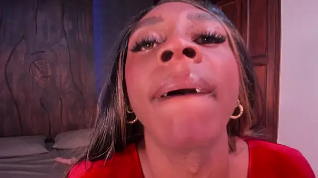 Shayna lee online show from February 17, 10:50 pm