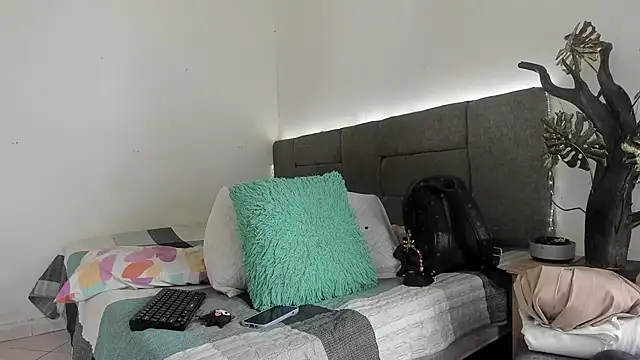 Zoel Amber20 online show from April 12, 10:02 pm