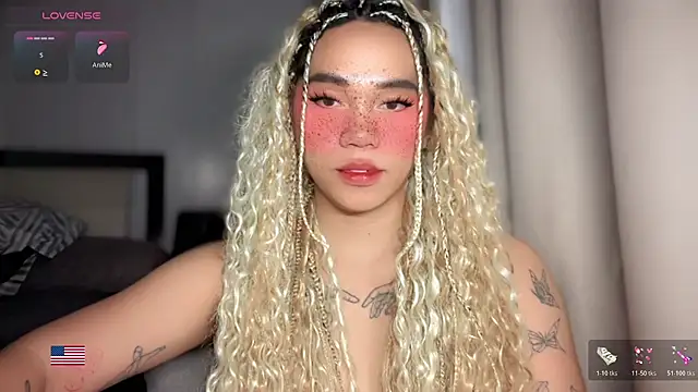 Kelly Mckinney online show from April 26, 5:44 pm