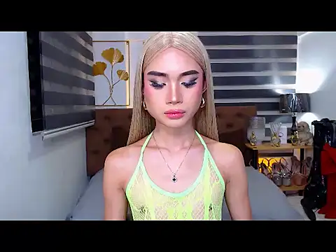 JuicyCockThea online show from July 19, 2:10 pm