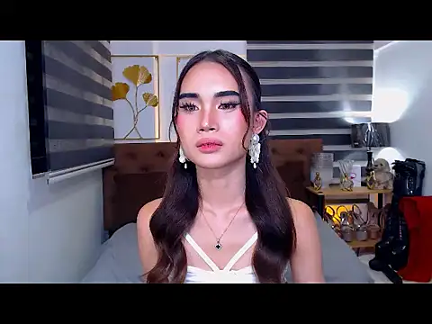 JuicyCockThea online show from July 28, 7:39 pm
