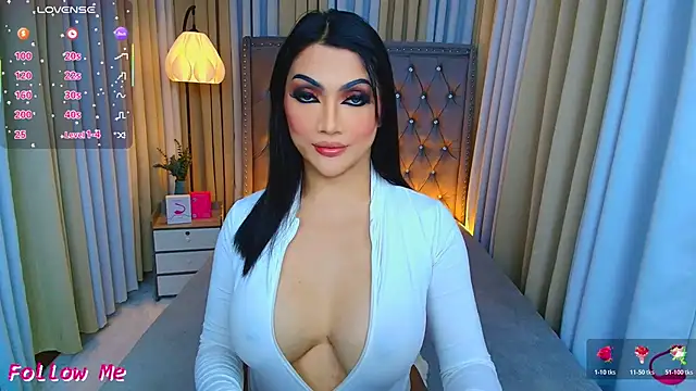 Laureen Hilton online show from April 19, 5:03 pm