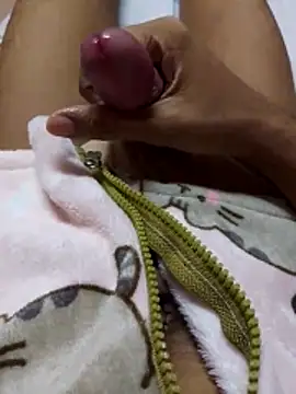 nilakshiperera0 online show from April 3, 1:20 pm