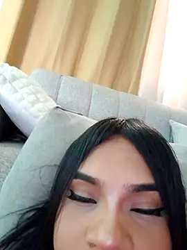 ExoticDarkDoll online show from April 19, 10:49 am