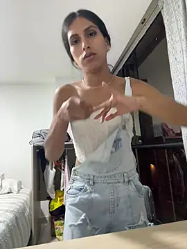 luna duque online show from June 29, 3:10 am