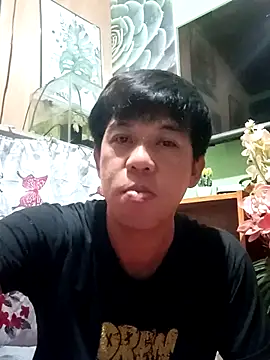 akiramoore online show from July 18, 3:52 pm