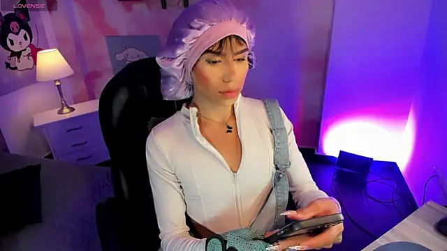 Alejandra Velarie online show from April 28, 5:01 am