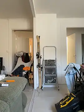 FRENCHBABY-BITCH online show from April 24, 5:38 pm