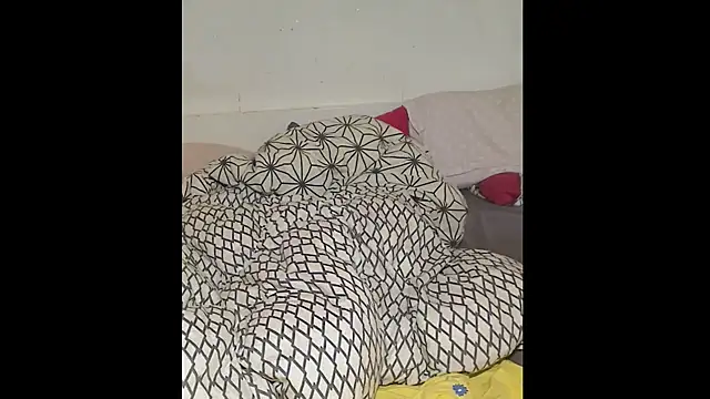 crazytranny online show from April 29, 5:30 pm