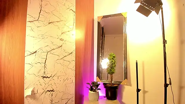 miaah kaliffa online show from April 29, 9:58 am