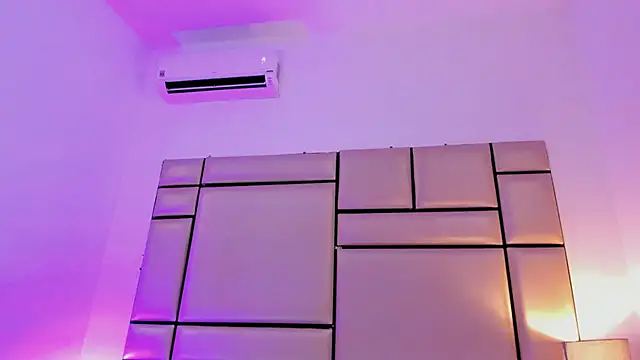 Anahia sexygirl online show from July 11, 3:44 am