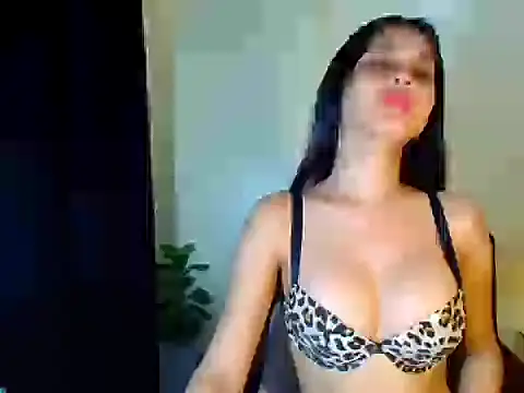 Adrianahearth online show from June 18, 10:31 am