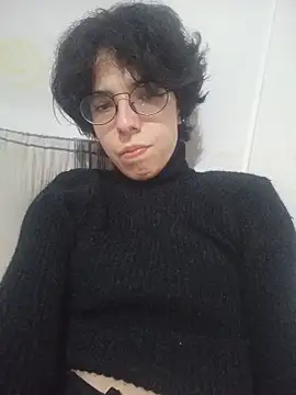 RobinTheBirdy online show from May 21, 1:34 am