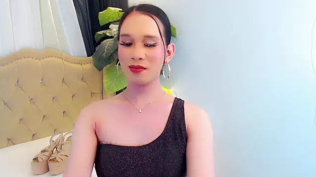 LexiLoreOnTop online show from June 28, 9:19 pm