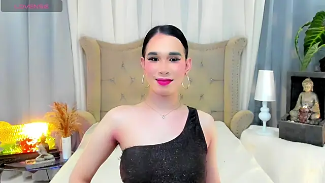 LexiLoreOnTop online show from July 21, 6:33 pm