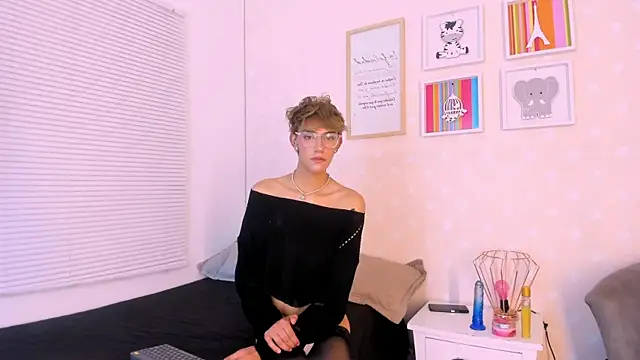 Liam Leone online show from June 3, 8:23 pm