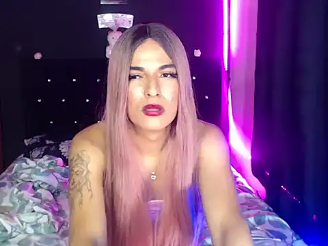 madame kitty online show from June 7, 5:04 am