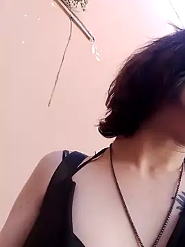 MickeQuinee online show from July 18, 10:55 am