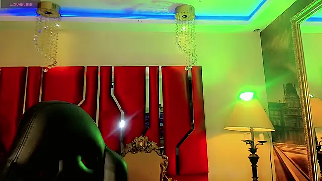 Dafnne-xxx online show from July 27, 8:15 pm