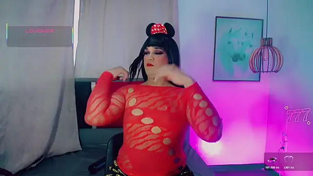 natalie vegas  online show from July 29, 11:30 am