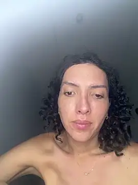 yuliethsanchez online show from July 26, 2:31 am