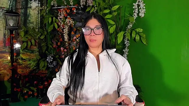 Camila Fox69 online show from July 29, 11:52 am