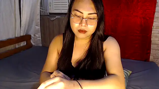 Cumshooterqueen online show from December 17, 2:00 pm