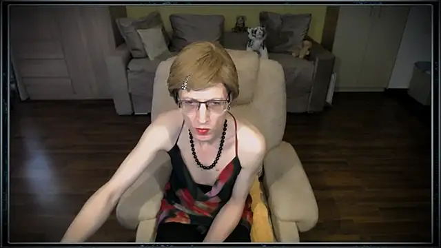 clementine online show from March 9, 8:18 am