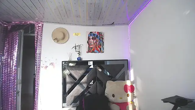 Salo hot04 online show from March 22, 9:53 pm