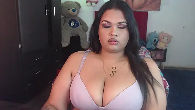 kami hot ts online show from March 2, 7:15 am