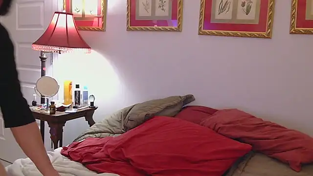 HelloKittyLapDog online show from April 27, 2:54 am