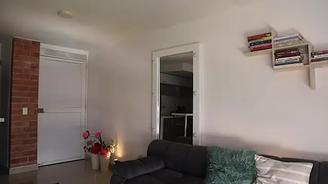  Vahos  online show from November 19, 5:13 pm