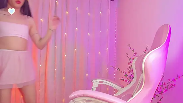 rosseblondee online show from November 14, 9:23 pm