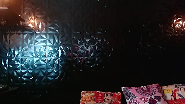 PINK  LOLA1 online show from December 20, 8:15 pm