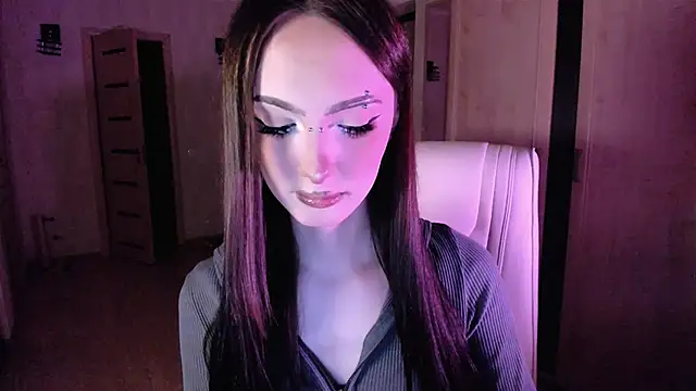 Snapshot of Alice__Aris chatting on October 2, 3:56 pm Alice  Aris online show from October 2, 3:56 pm